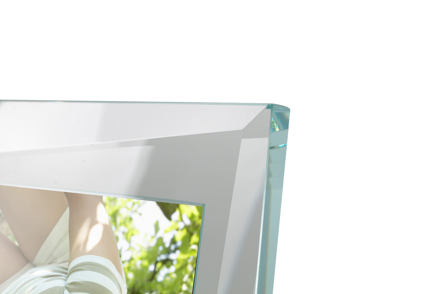 Quarter–Portafoto in cristallo extrachiaro 12 mm bordi molati 28° Made in Italy